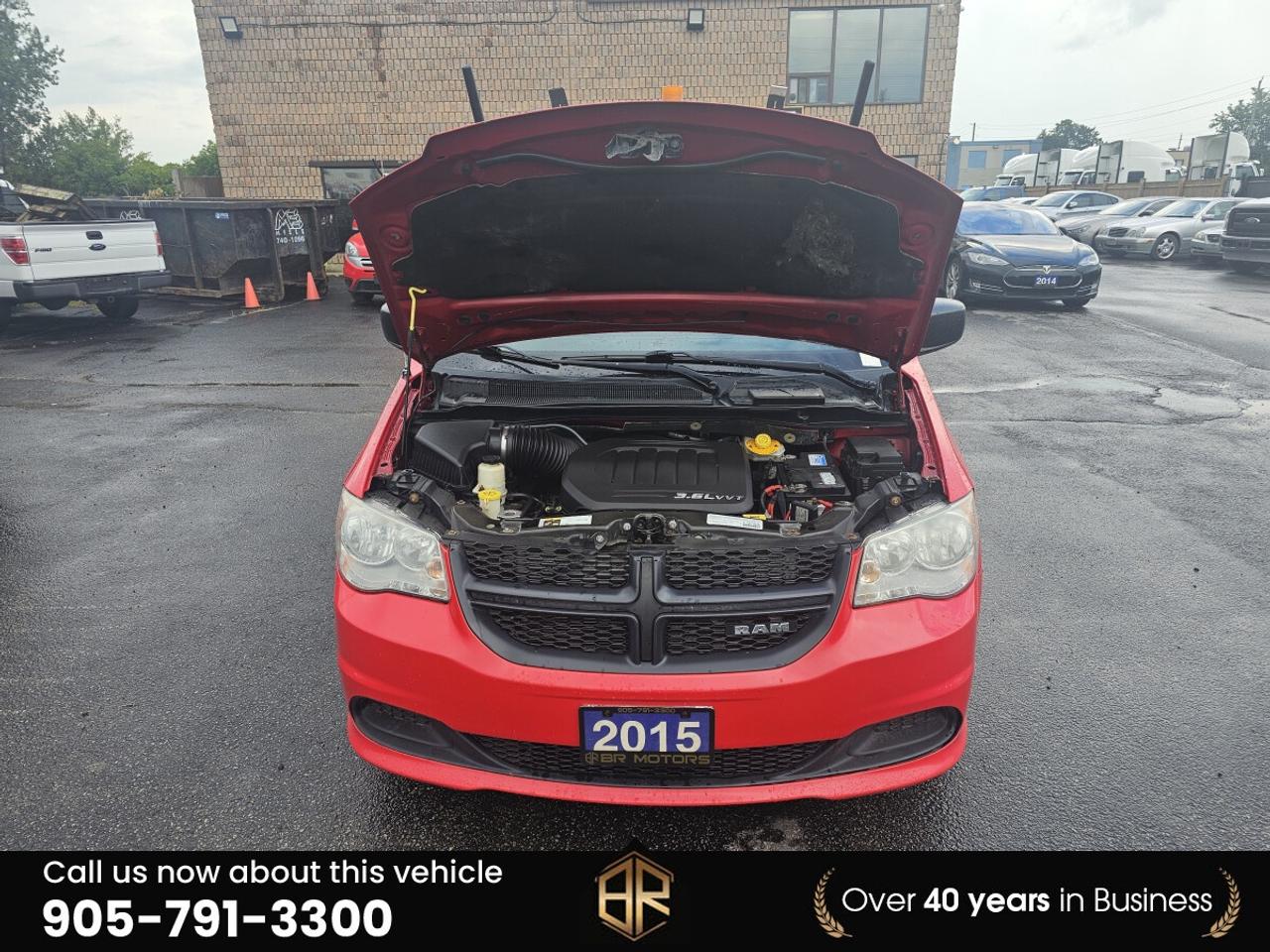 2015 RAM Cargo Van Base | Roof rack | Commercial Van Photo