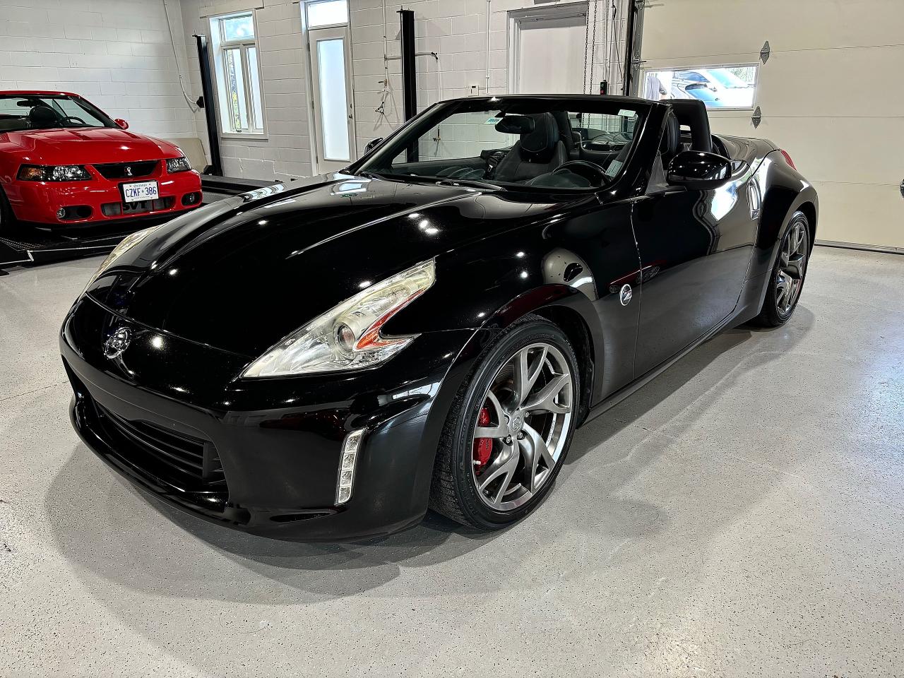 2013 Nissan 370Z TOURING Photo2