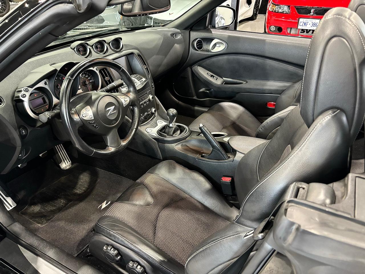 2013 Nissan 370Z TOURING - Photo #12