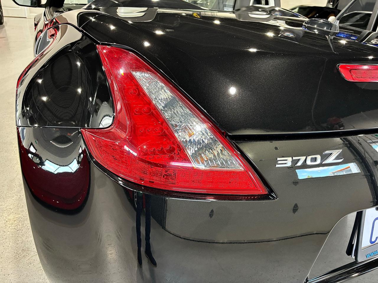 2013 Nissan 370Z TOURING - Photo #11