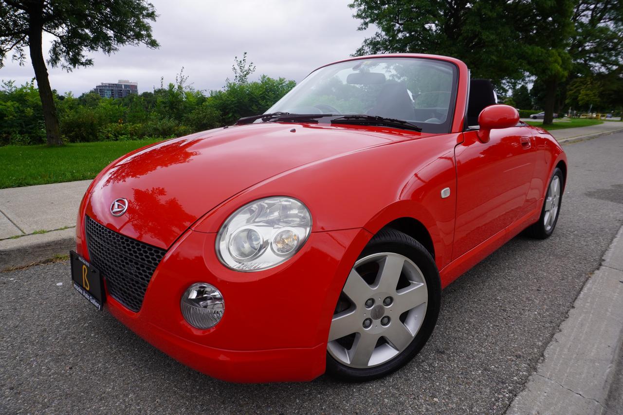 Used 2007 Daihatsu Copen CONVERTIBLE / AUTO / BACKUP CAMERA / STUNNING CAR for sale in Etobicoke, ON