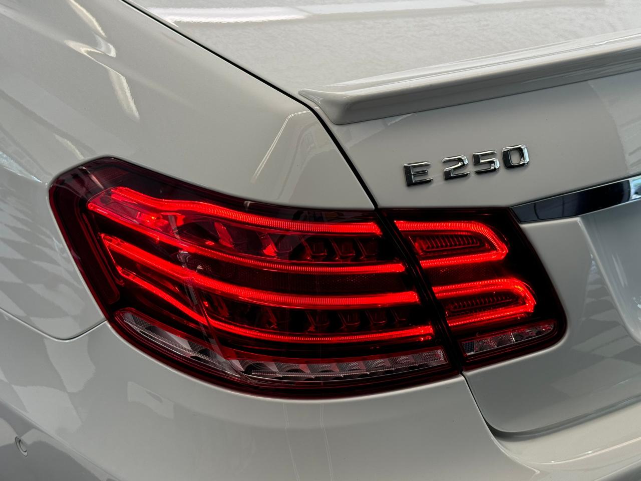 2016 Mercedes-Benz E-Class E250 Bluetec 4MATIC+GPS+BSM+360CAMERA+CLEAN CARFAX - Photo #62
