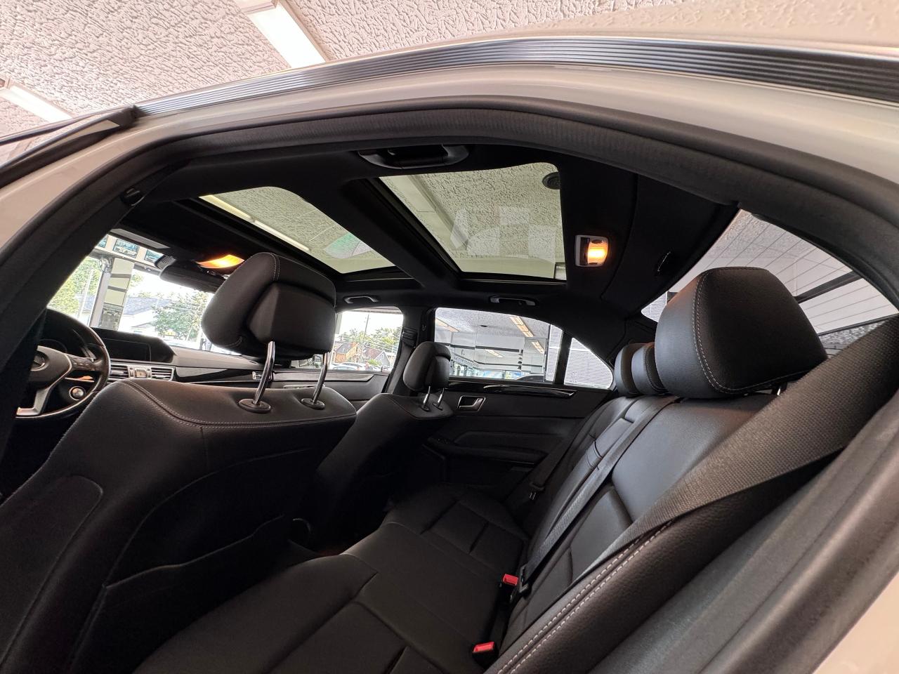2016 Mercedes-Benz E-Class E250 Bluetec 4MATIC+GPS+BSM+360CAMERA+CLEAN CARFAX - Photo #3