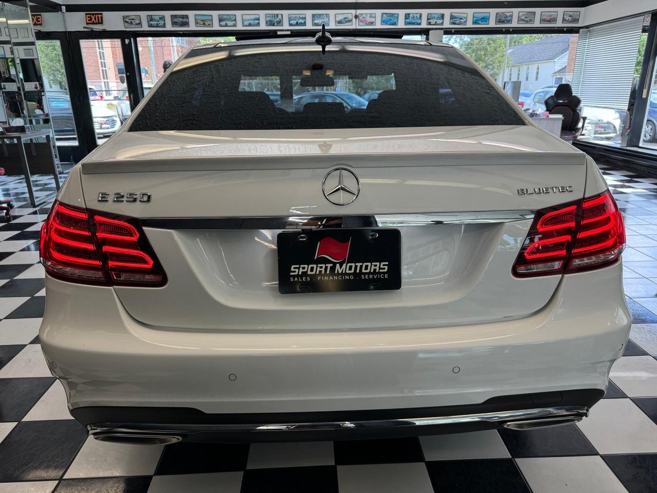 2016 Mercedes-Benz E-Class E250 Bluetec 4MATIC+GPS+BSM+360CAMERA+CLEAN CARFAX - Photo #8