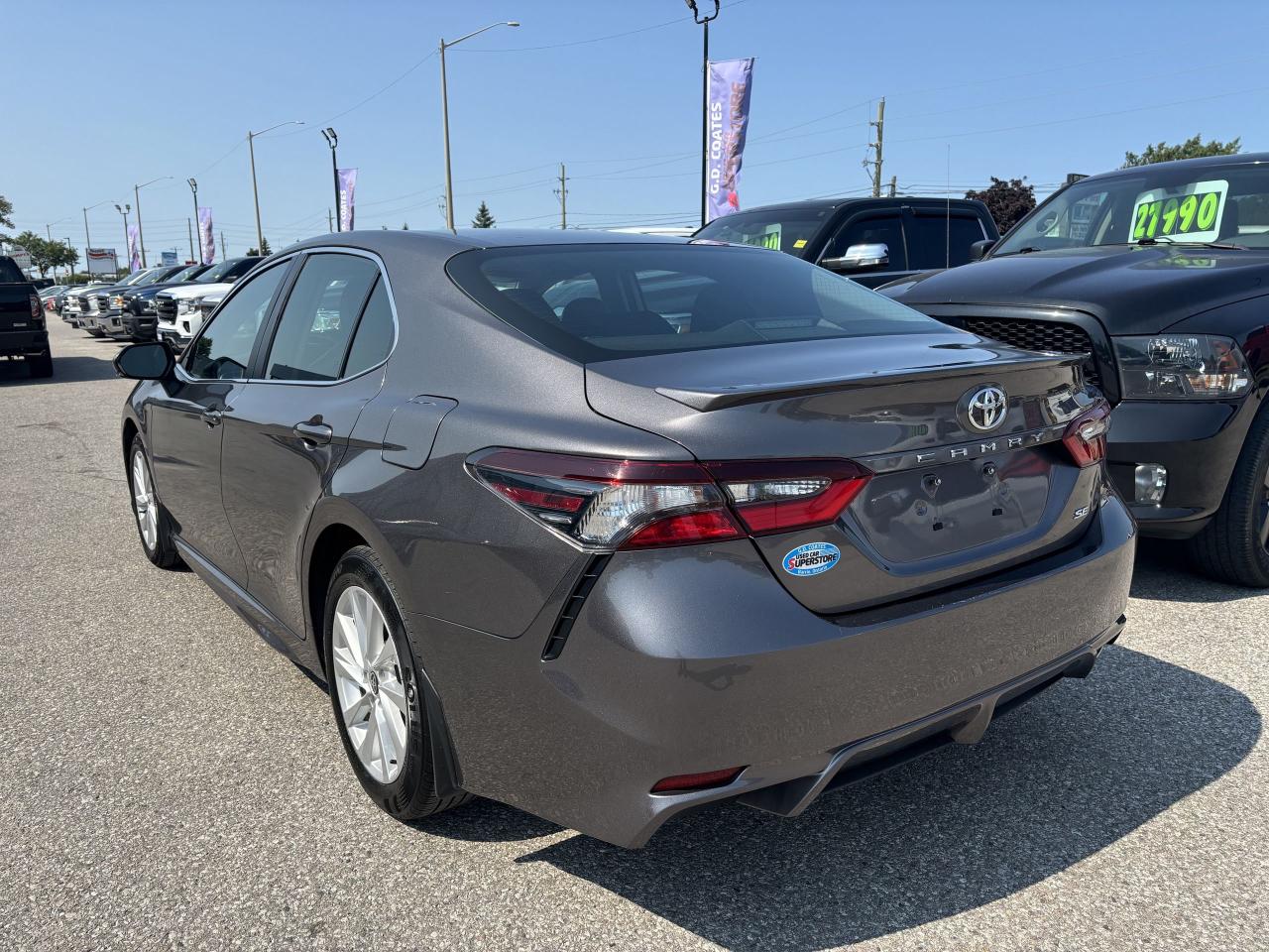 2022 Toyota Camry SE ~Leather ~Bluetooth ~Backup Camera ~Alloys Photo2