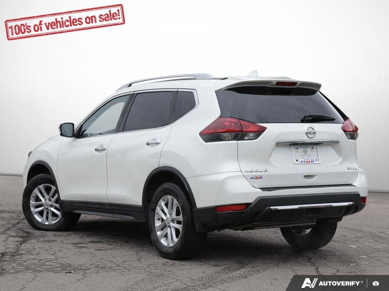 2018 Nissan Rogue SV Photo3