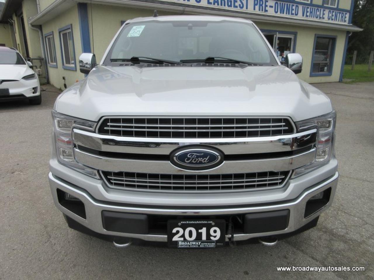 2019 Ford F-150 GREAT VALUE LARIAT-MODEL 5 PASSENGER 3.5L - ECO-BOOST.. 4X4.. CREW-CAB.. SHORTY.. NAVIGATION.. SUNROOF.. LEATHER.. HEATED/AC SEATS.. BACK-UP CAMERA.. Photo3