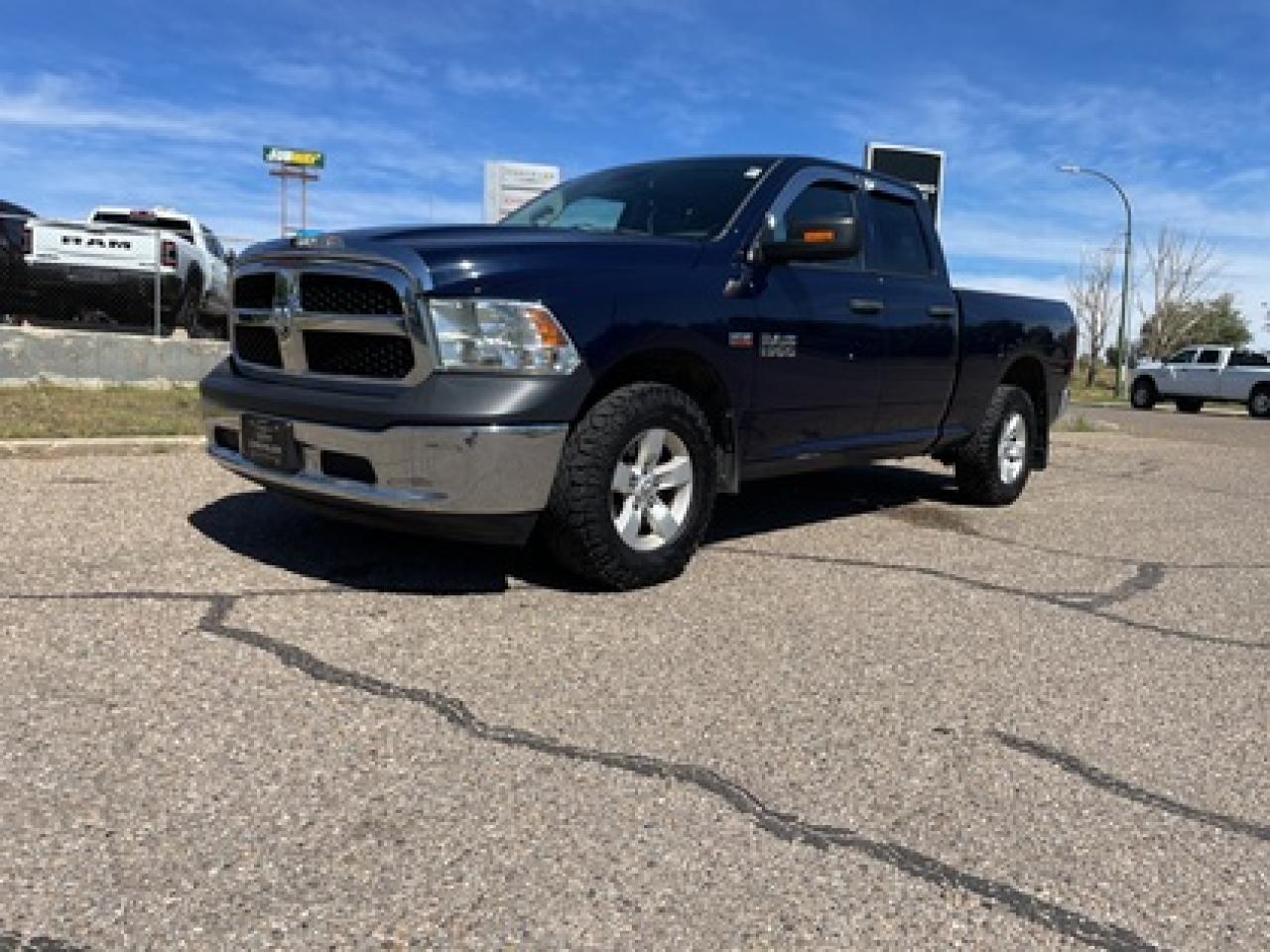 2014 RAM 1500 SLT 4X4 #264 Photo2