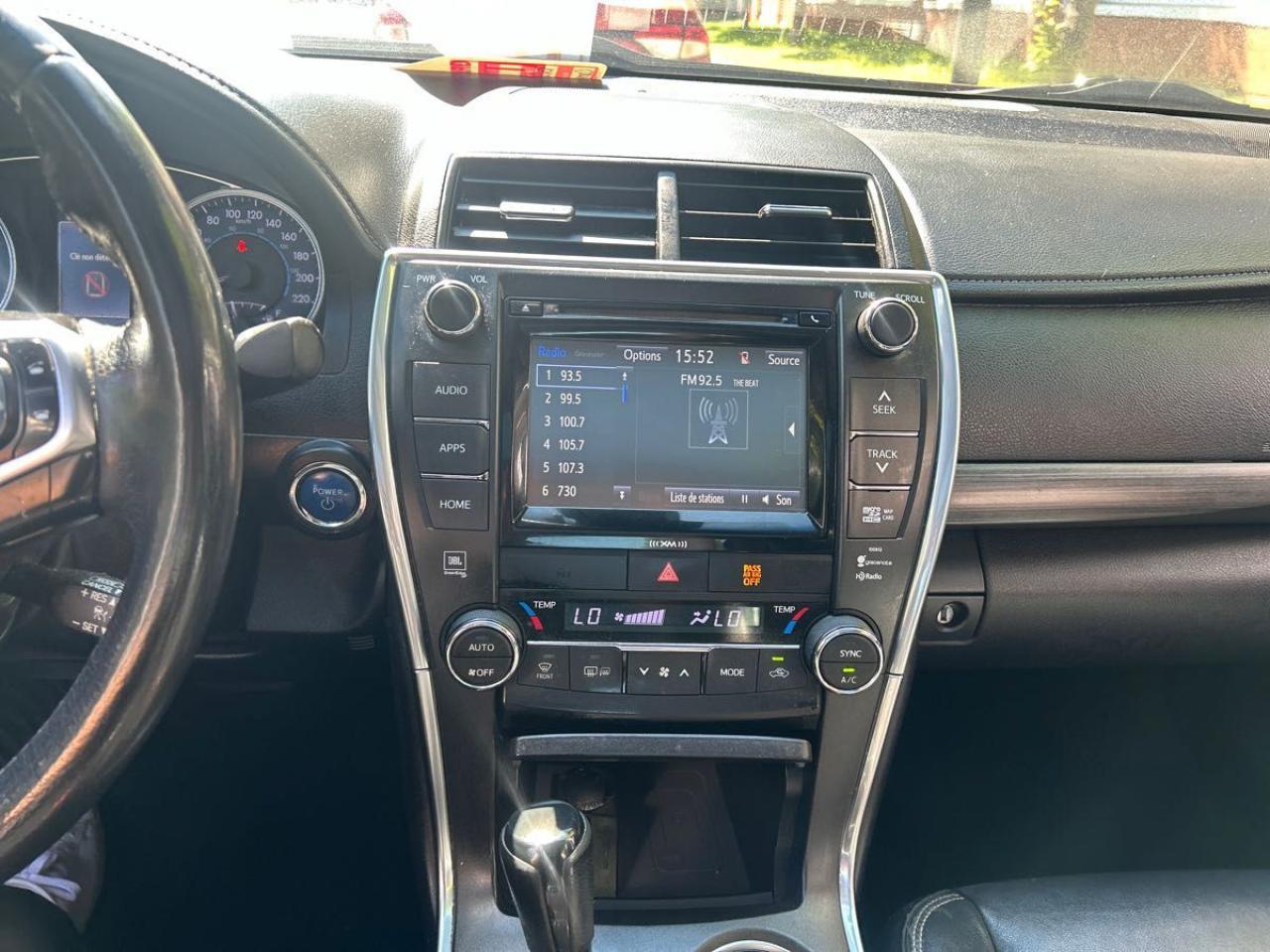 2017 Toyota Camry XLE - Photo #8