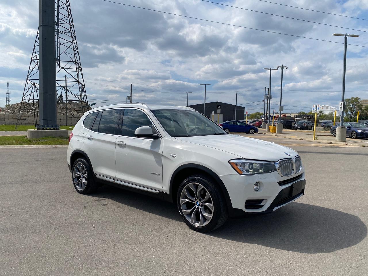 2015 BMW X3 SALE PENDING!!! AWD 4dr xDrive28i Photo3