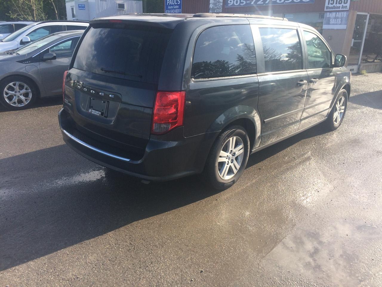 2012 Dodge Grand Caravan SE - Photo #3