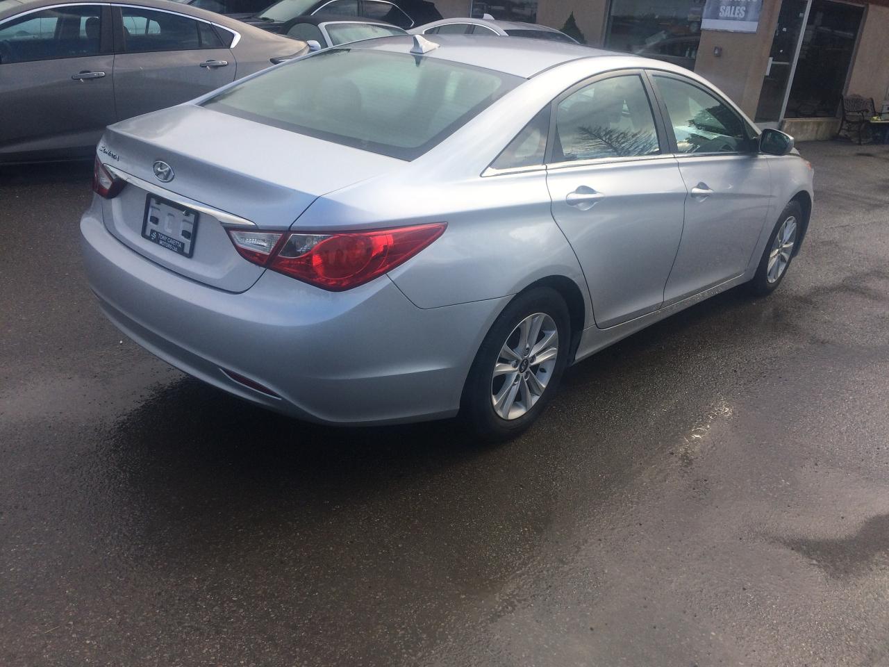 2012 Hyundai Sonata GLS - Photo #3
