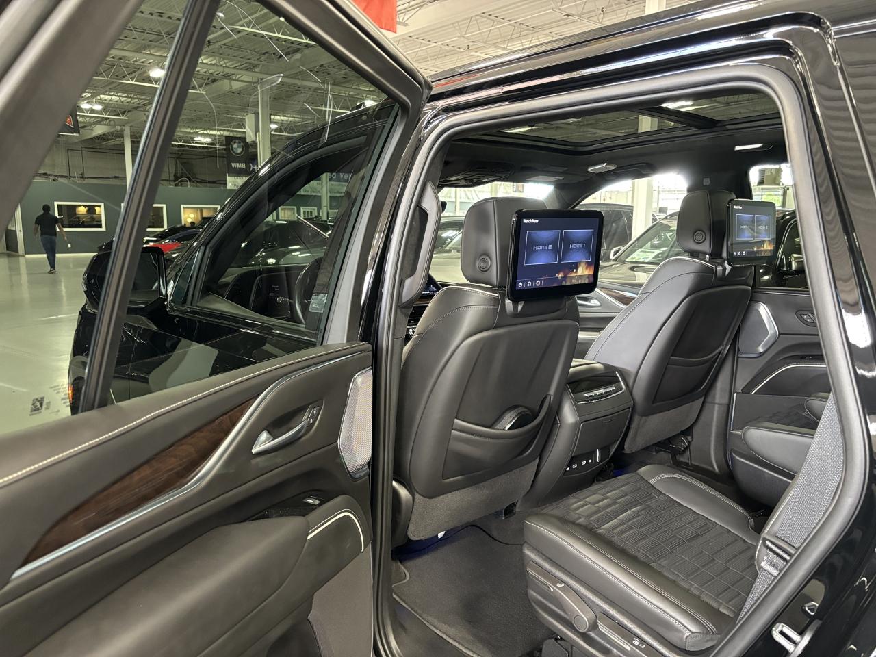 2023 Cadillac Escalade Sport Platinum|AWD|NO LUX TAX|DUALDVD|SUPERCRUISE| - Photo #9