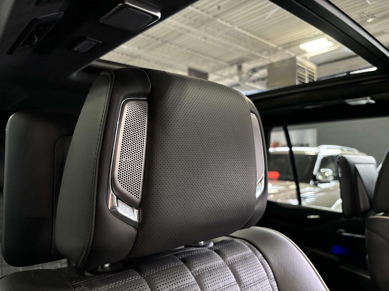 2023 Cadillac Escalade Sport Platinum DIESEL | DUAL DVD| AKG SOUND | +++ Photo