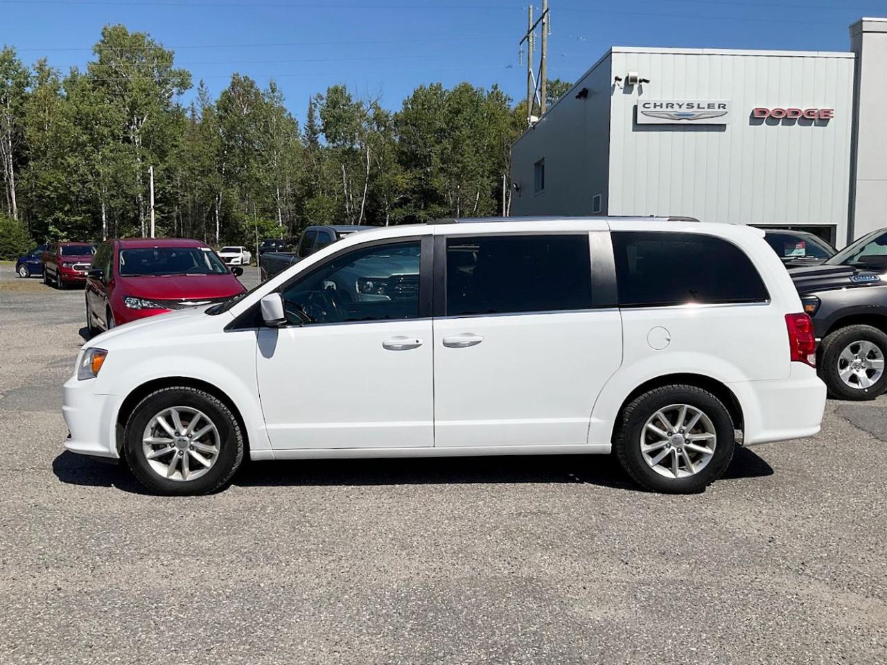 2020 Dodge Grand Caravan  Photo2