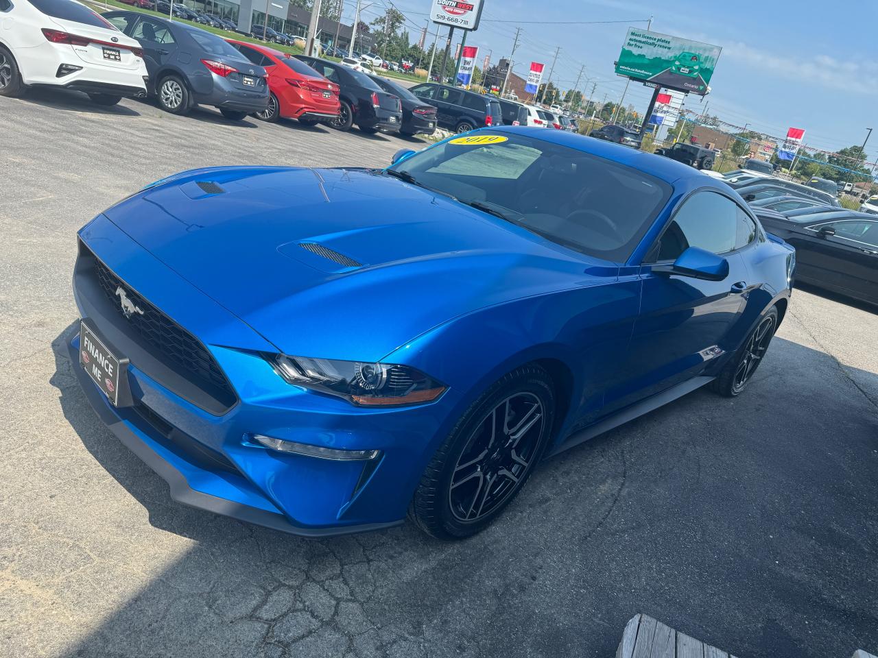 2019 Ford Mustang EcoBoost Premium Fastback - Photo #2