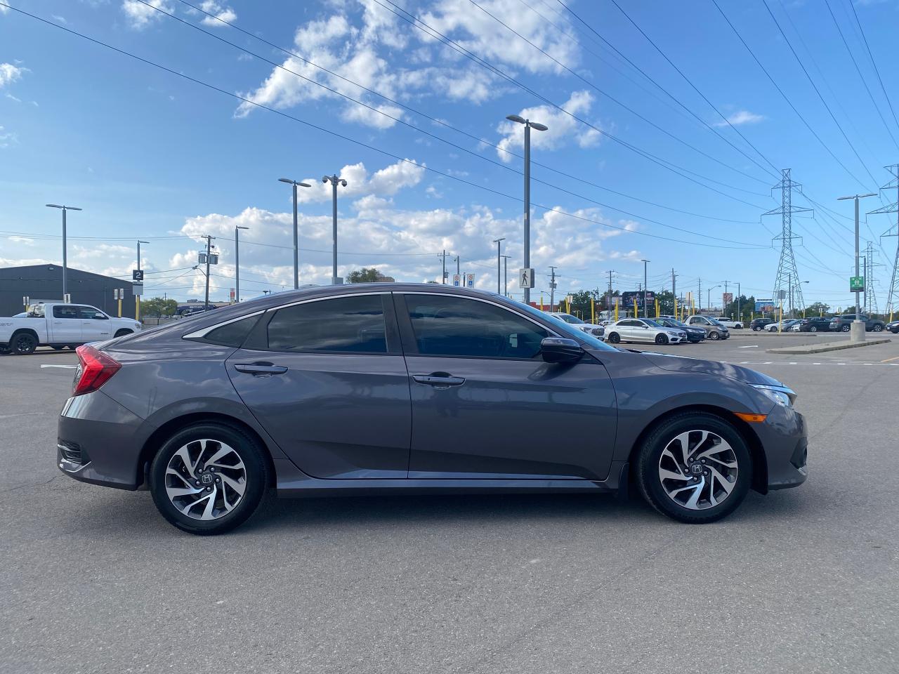 2018 Honda Civic SE CVT - Photo #5
