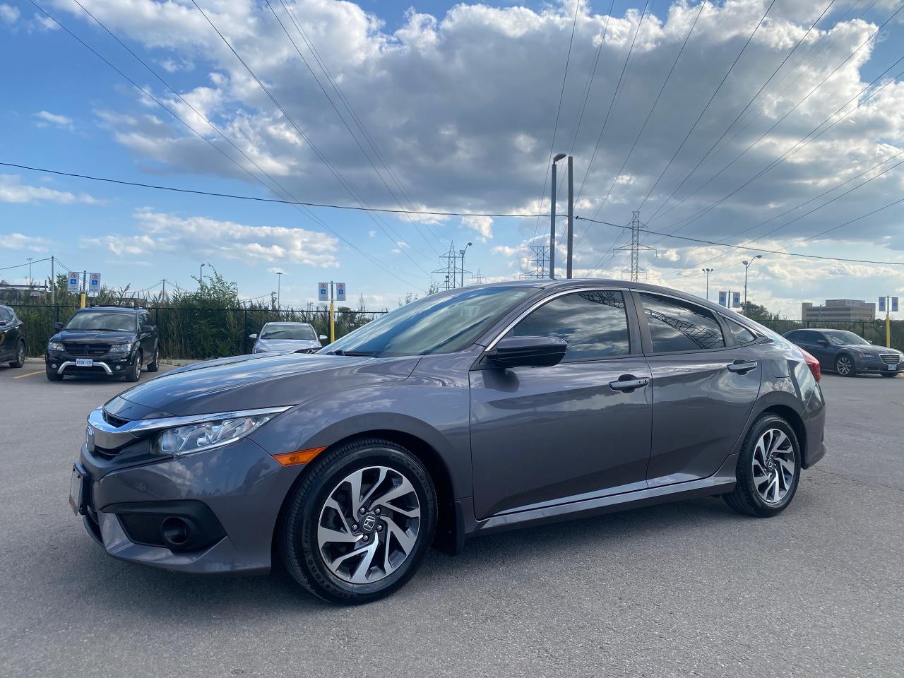 2018 Honda Civic SE CVT - Photo #2