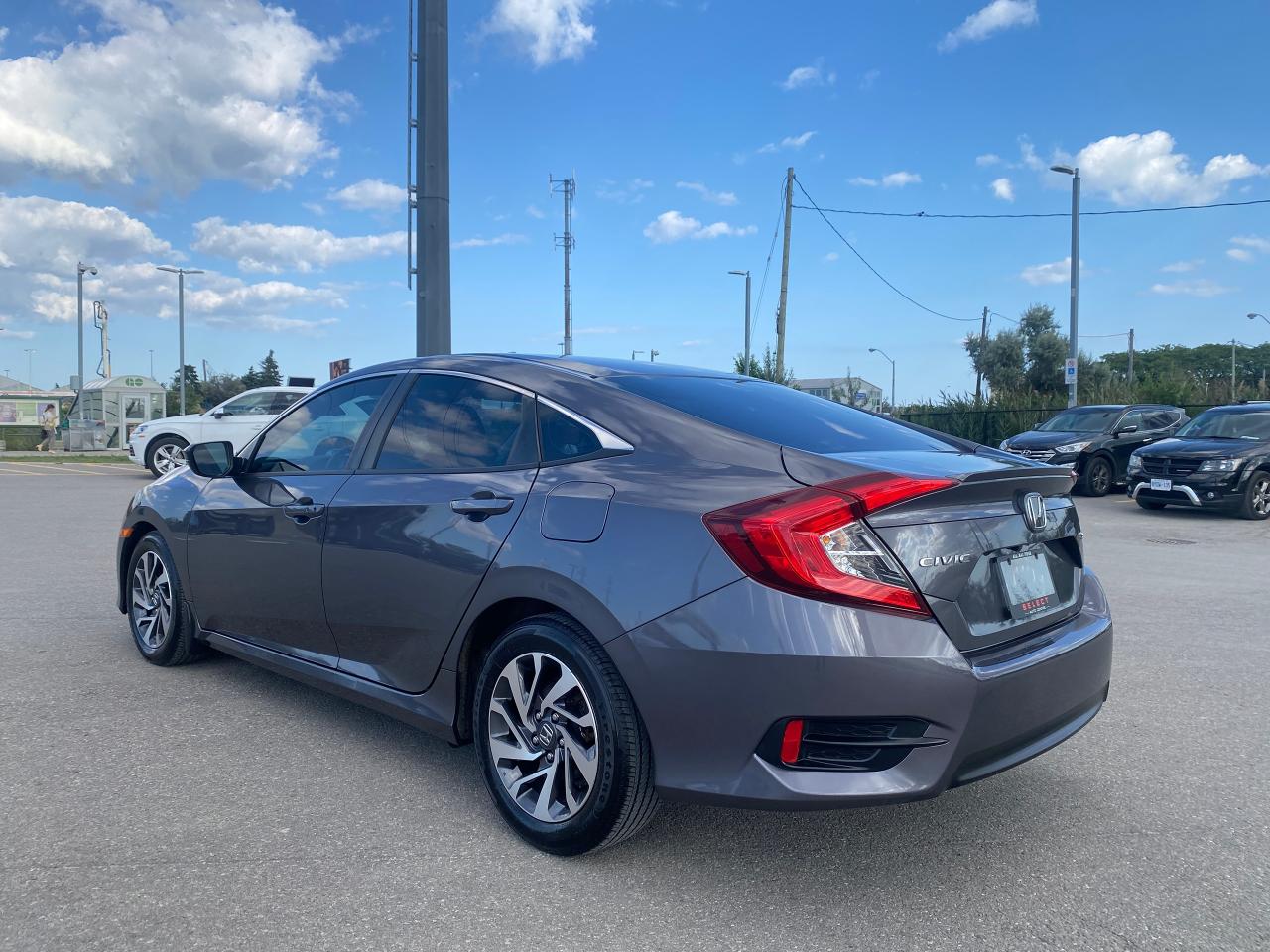 2018 Honda Civic SE CVT - Photo #8
