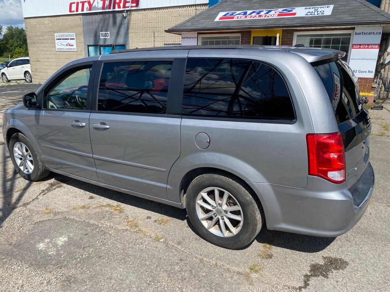 2016 Dodge Grand Caravan SXT WAGON - Photo #3