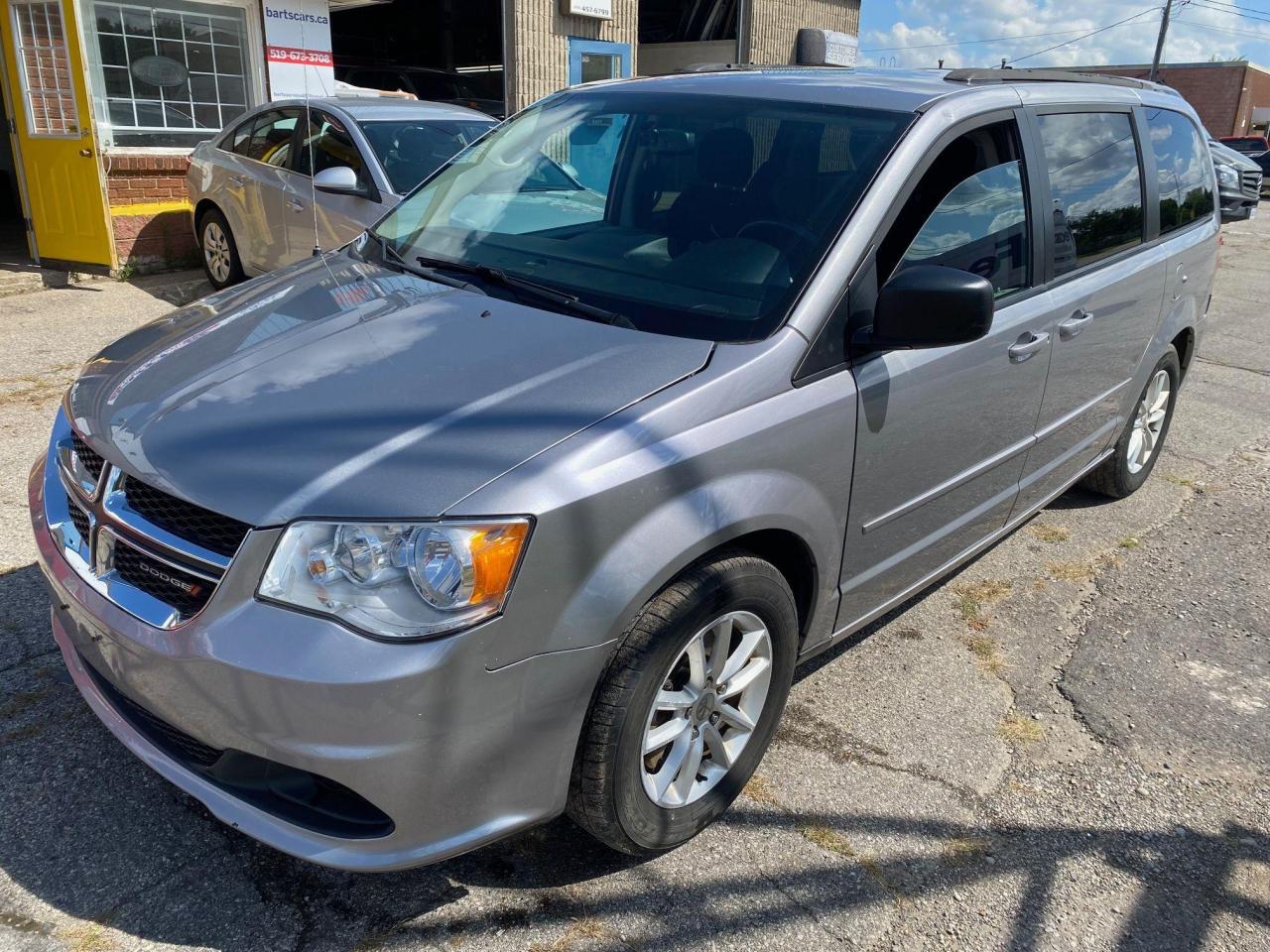2016 Dodge Grand Caravan SXT WAGON - Photo #4