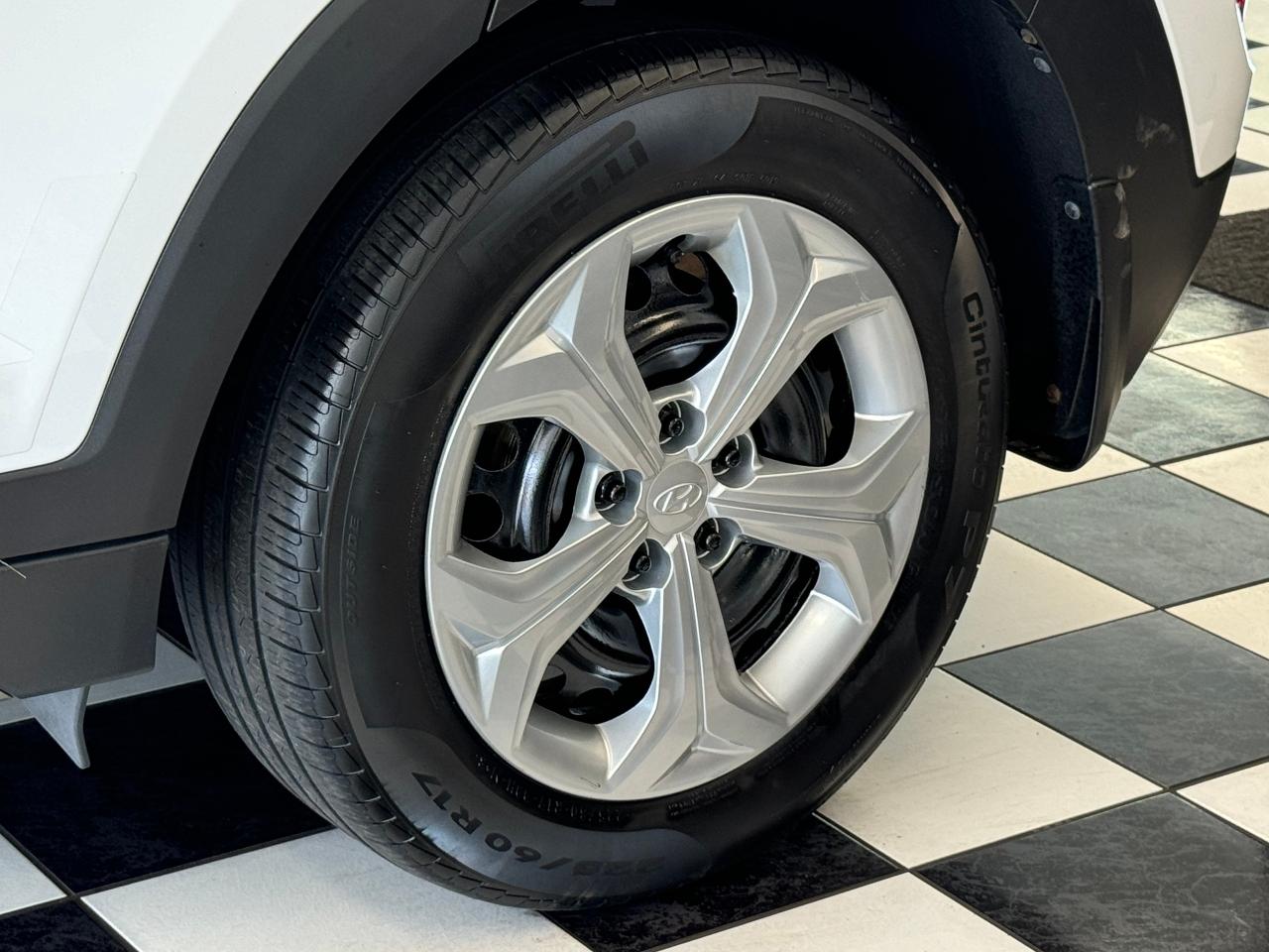 2017 Hyundai Tucson FWD+New Brakes+Tinted+Heated Seats+CLEAN CARFAX Photo104