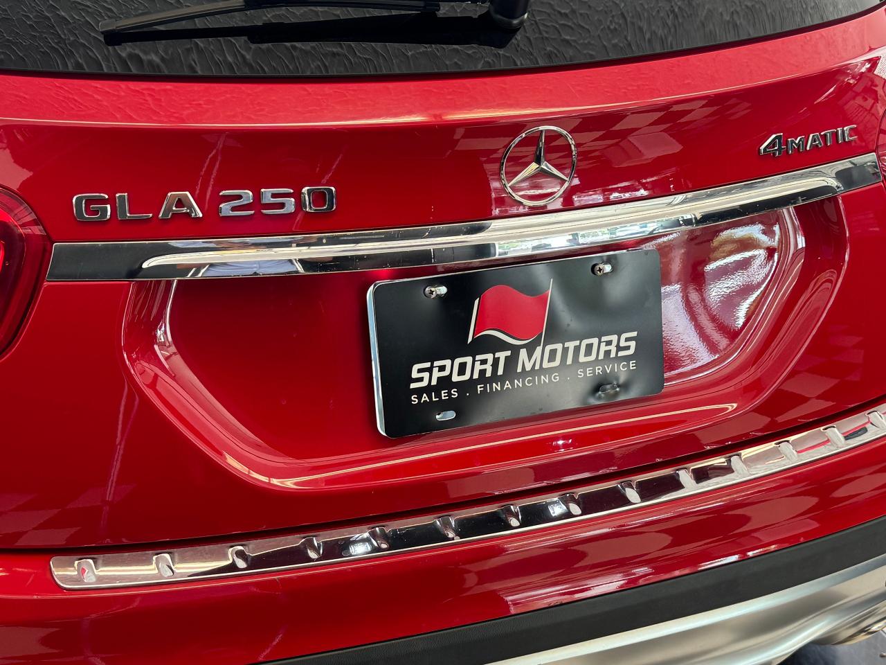 2017 Mercedes-Benz GLA GLA250+Camera+GPS+Roof+Blind Spot+CLEAN CARFAX - Photo #60