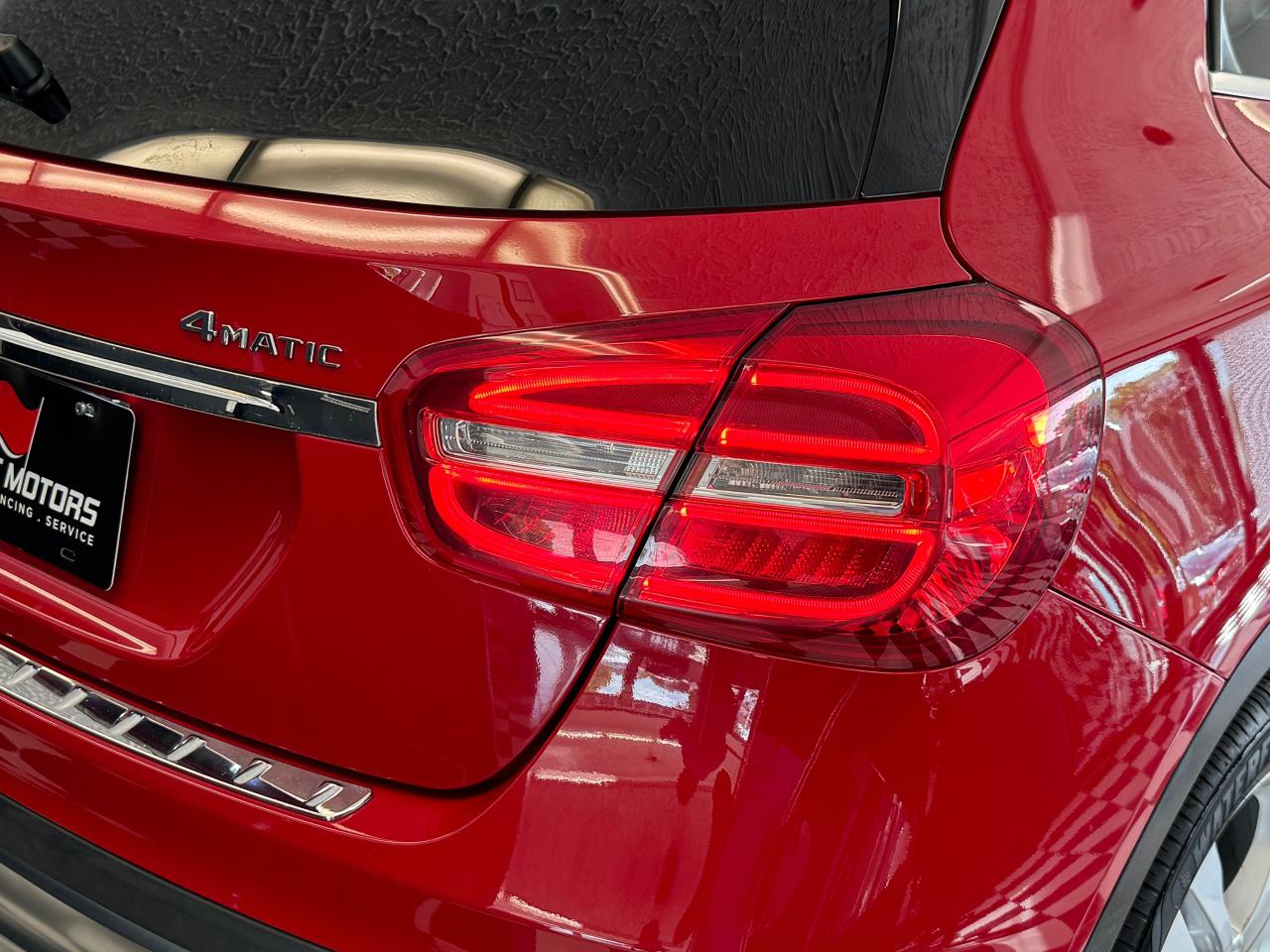 2017 Mercedes-Benz GLA GLA250+Camera+GPS+Roof+Blind Spot+CLEAN CARFAX - Photo #61