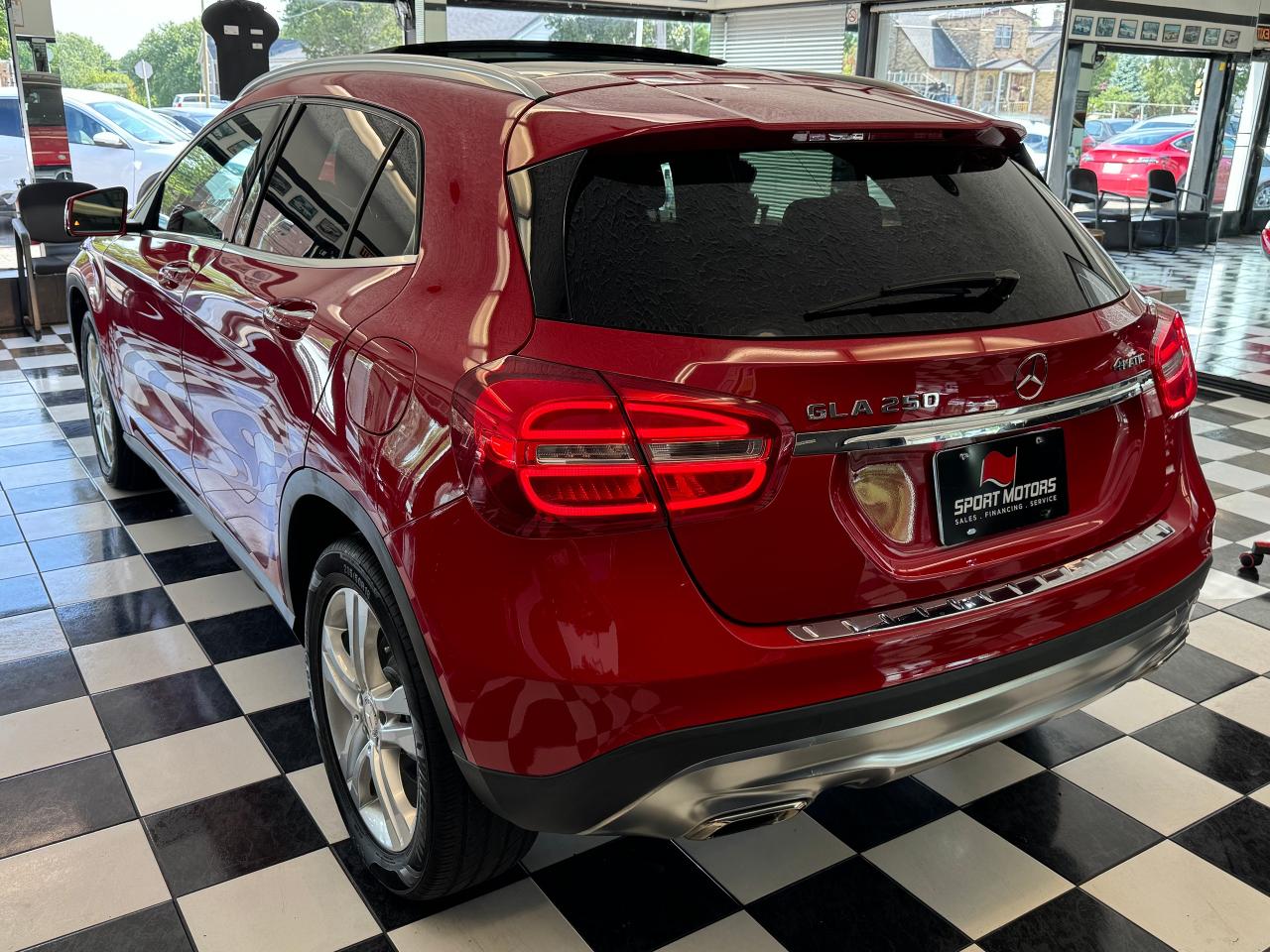 2017 Mercedes-Benz GLA GLA250+Camera+GPS+Roof+Blind Spot+CLEAN CARFAX Photo68