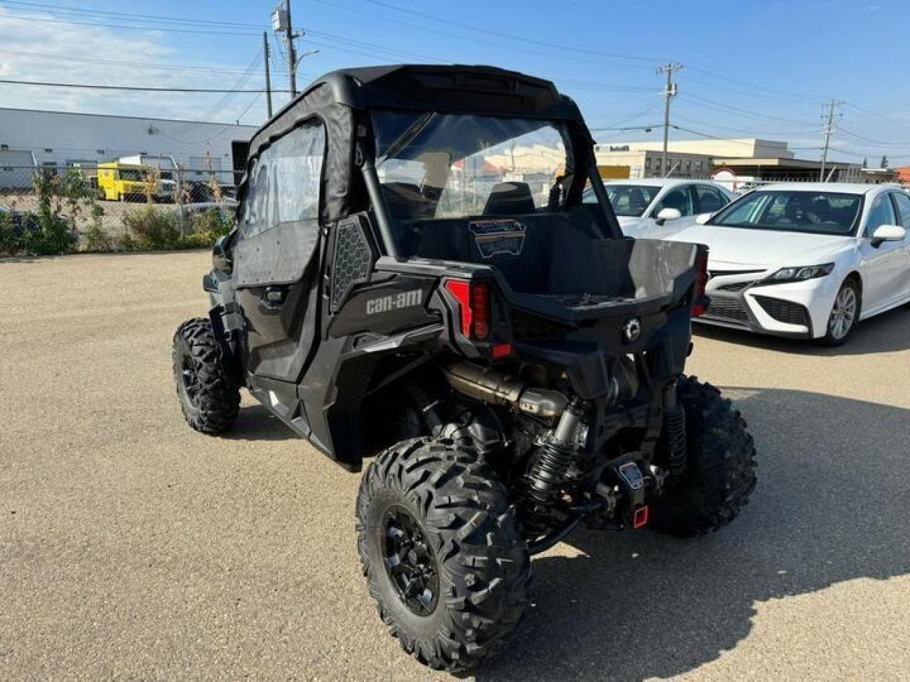 2021 Can-Am MAVERICK 1000 SPORT DPS $120 B/W - Photo #4