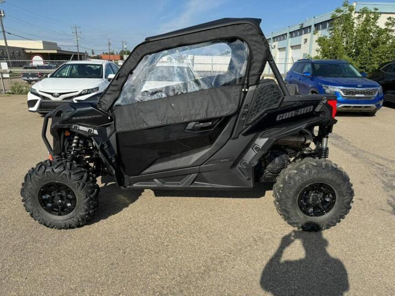 2021 Can-Am MAVERICK 1000 SPORT DPS $120 B/W - Photo #9