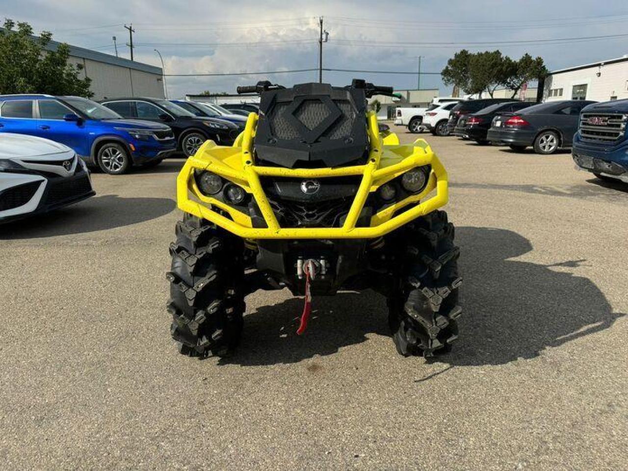 2019 CAN AM Can Am Outlander 850 XMR  $107 B/W - Photo #8