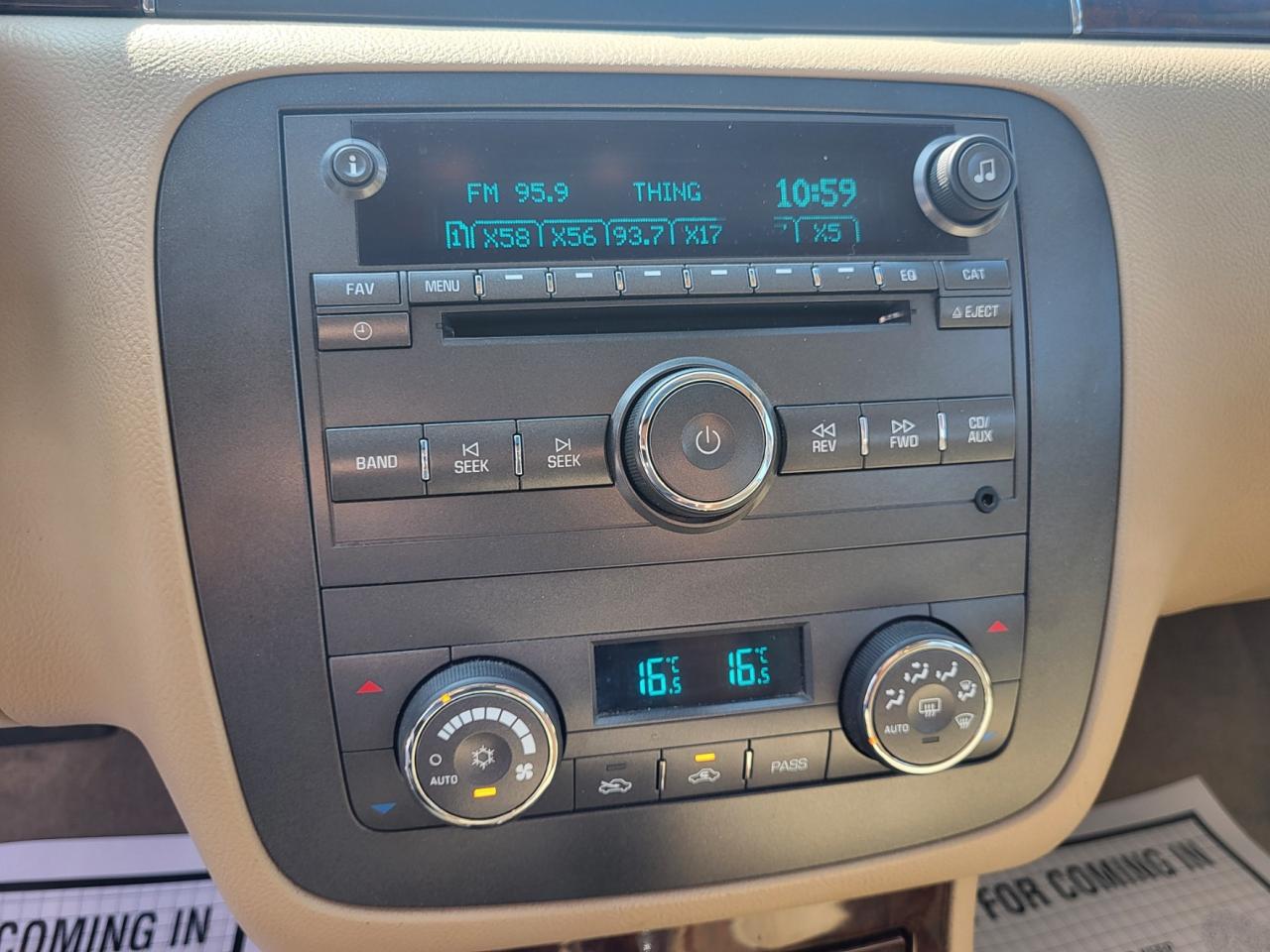 2011 Buick Lucerne CXL Premium Photo