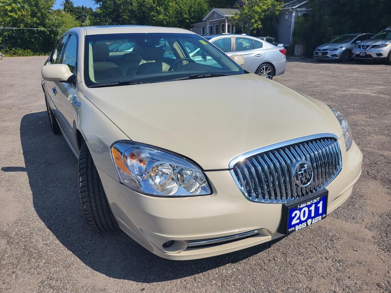 2011 Buick Lucerne CXL Premium Photo