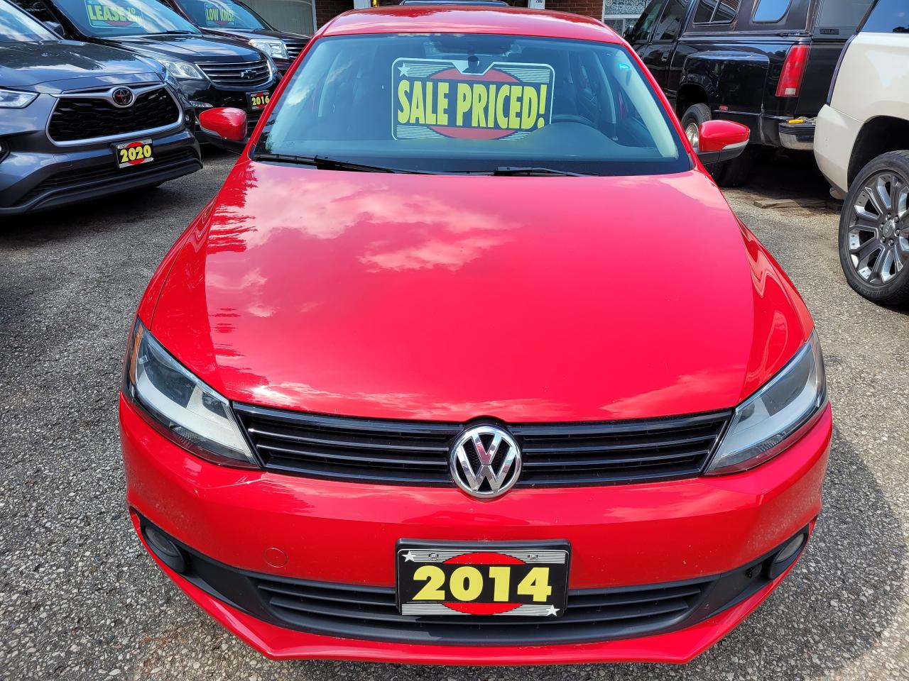 2014 Volkswagen Jetta 4dr 2.0L Auto Trendline+ Clean CarFax Financing! - Photo #2