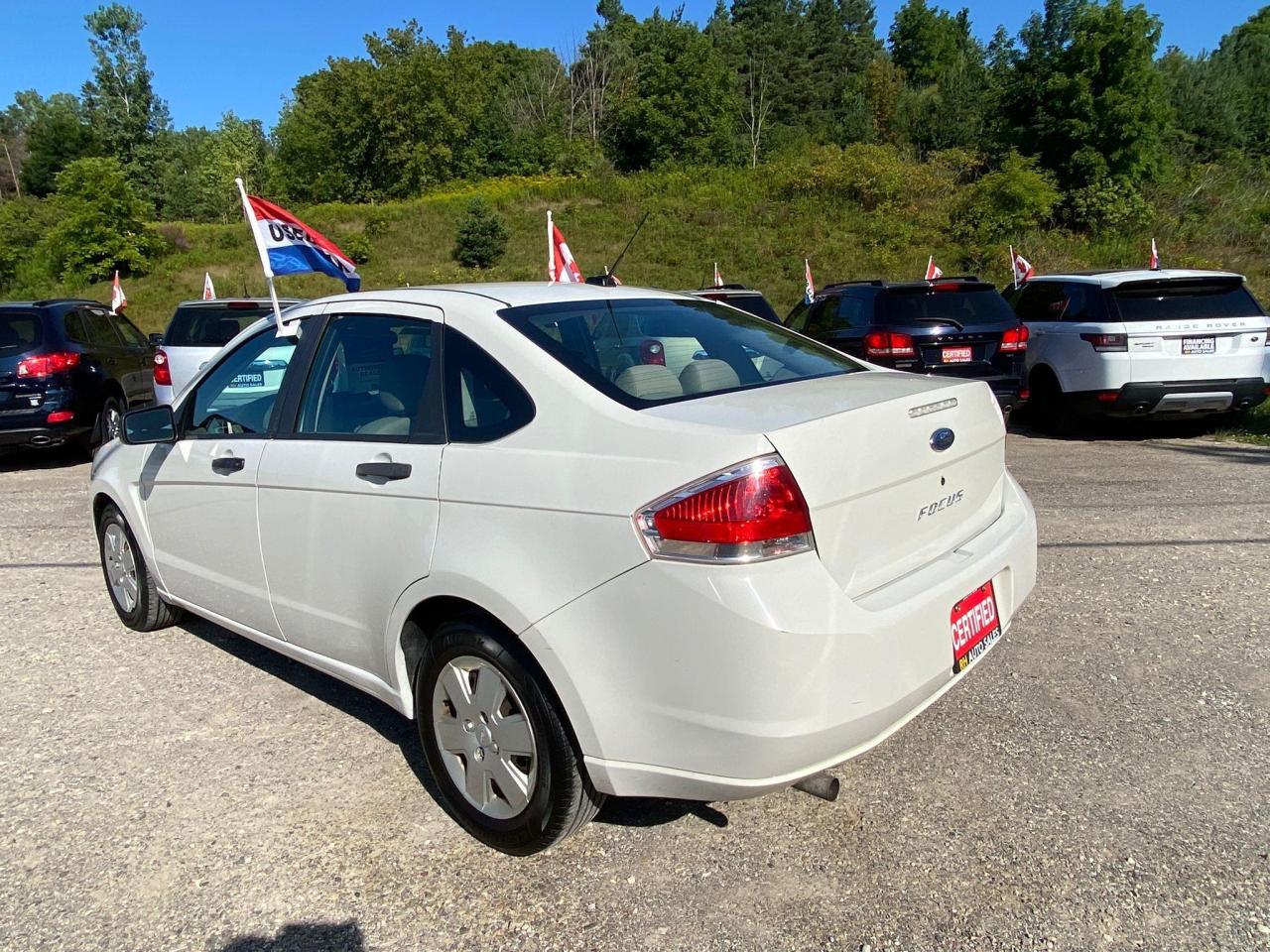 2009 Ford Focus  - Photo #4