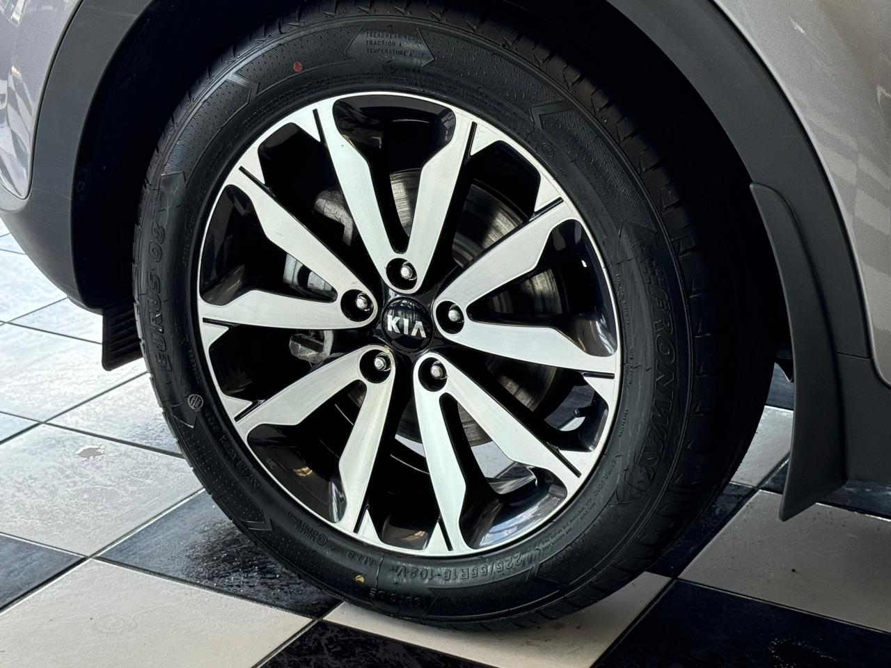 2018 Kia Sportage EX Tech AWD+New Tires+Brakes+ApplePlay+CleanCarfax Photo51