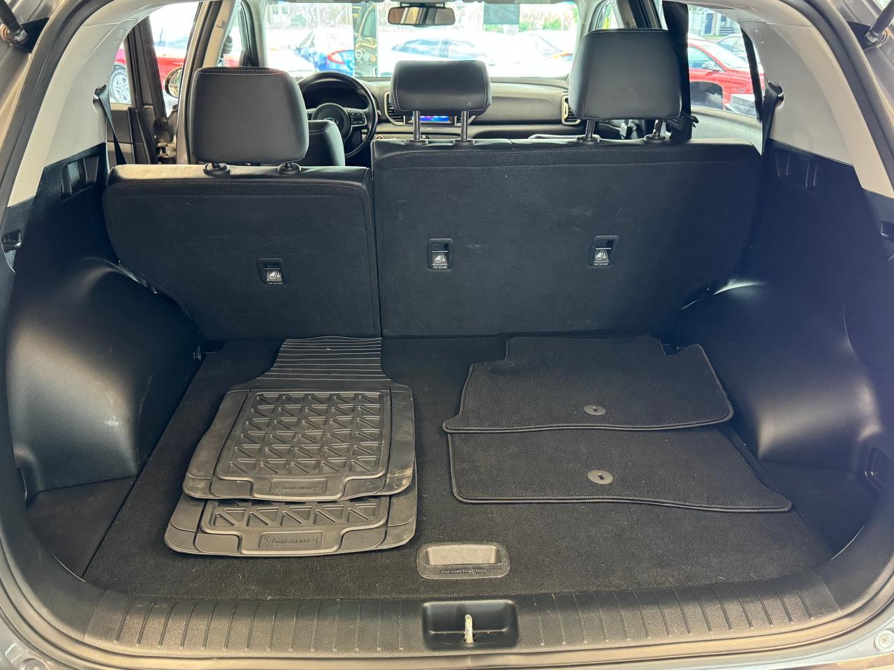 2018 Kia Sportage EX Tech AWD+New Tires+Brakes+ApplePlay+CleanCarfax - Photo #25