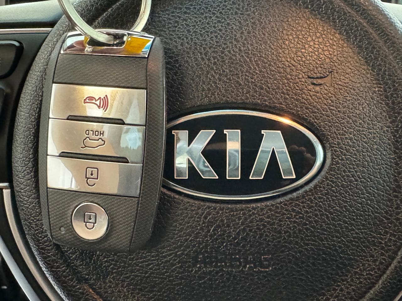 2018 Kia Sportage EX Tech AWD+New Tires+Brakes+ApplePlay+CleanCarfax - Photo #16