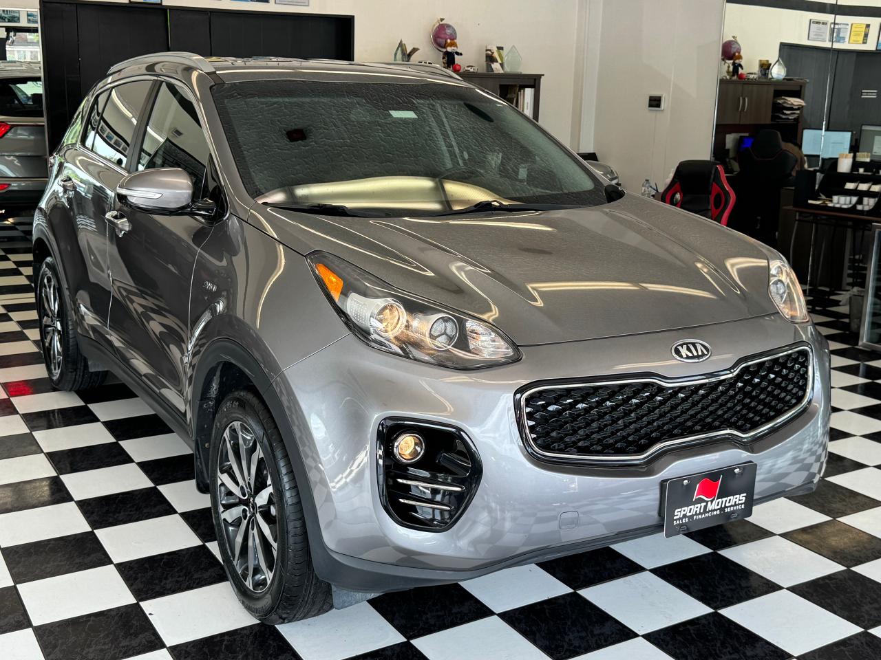 2018 Kia Sportage EX Tech AWD+New Tires+Brakes+ApplePlay+CleanCarfax - Photo #8