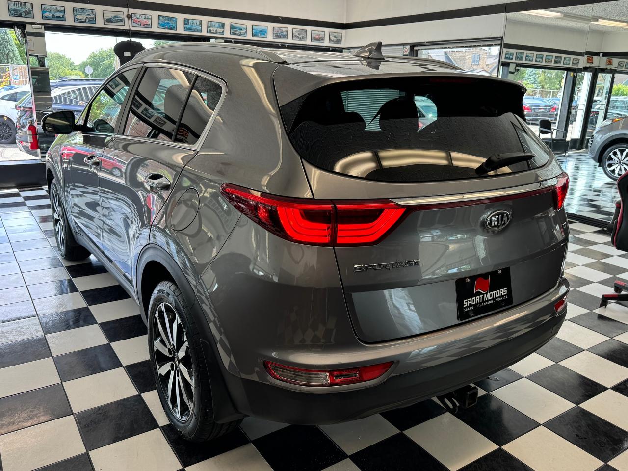 2018 Kia Sportage EX Tech AWD+New Tires+Brakes+ApplePlay+CleanCarfax - Photo #5