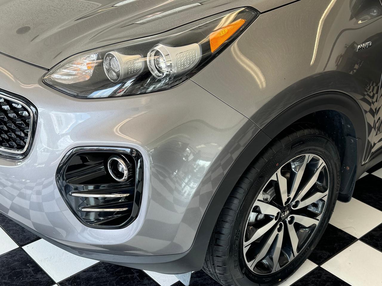 2018 Kia Sportage EX Tech AWD+New Tires+Brakes+ApplePlay+CleanCarfax - Photo #36