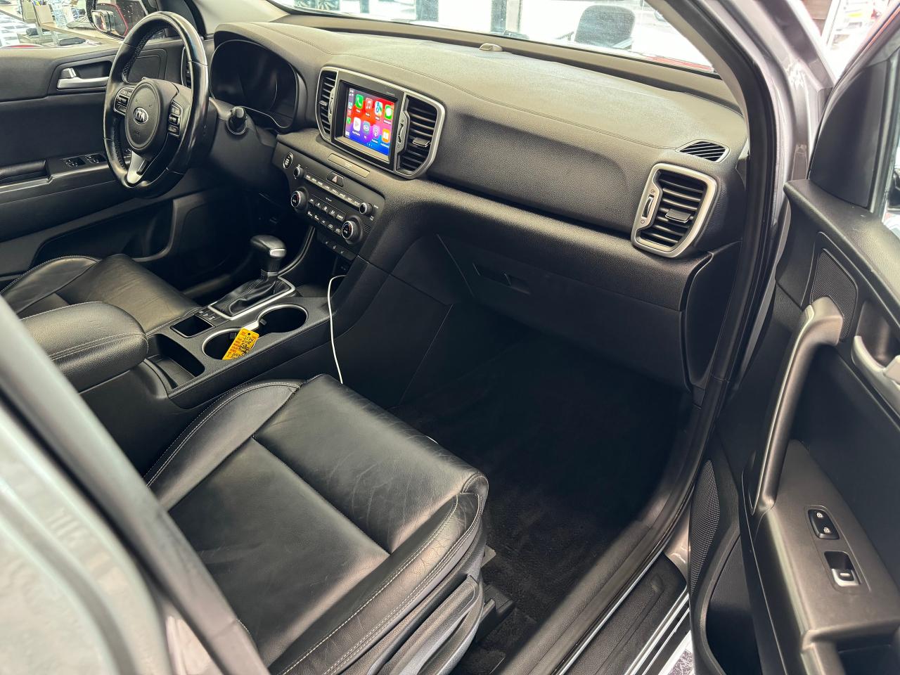 2018 Kia Sportage EX Tech AWD+New Tires+Brakes+ApplePlay+CleanCarfax Photo21