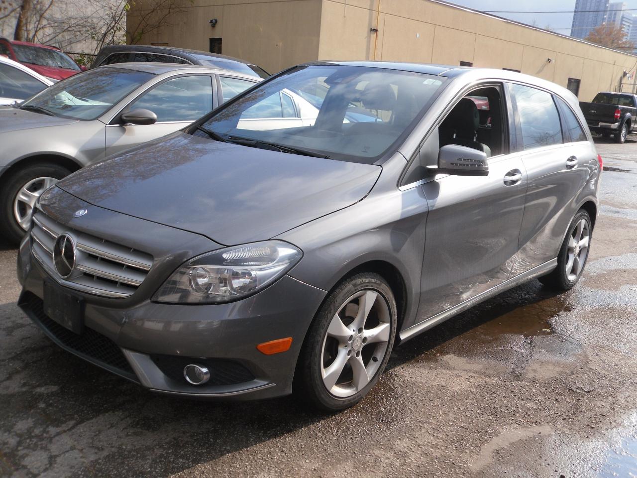 Used 2014 Mercedes-Benz B-Class SPORT TOURER for sale in Toronto, ON