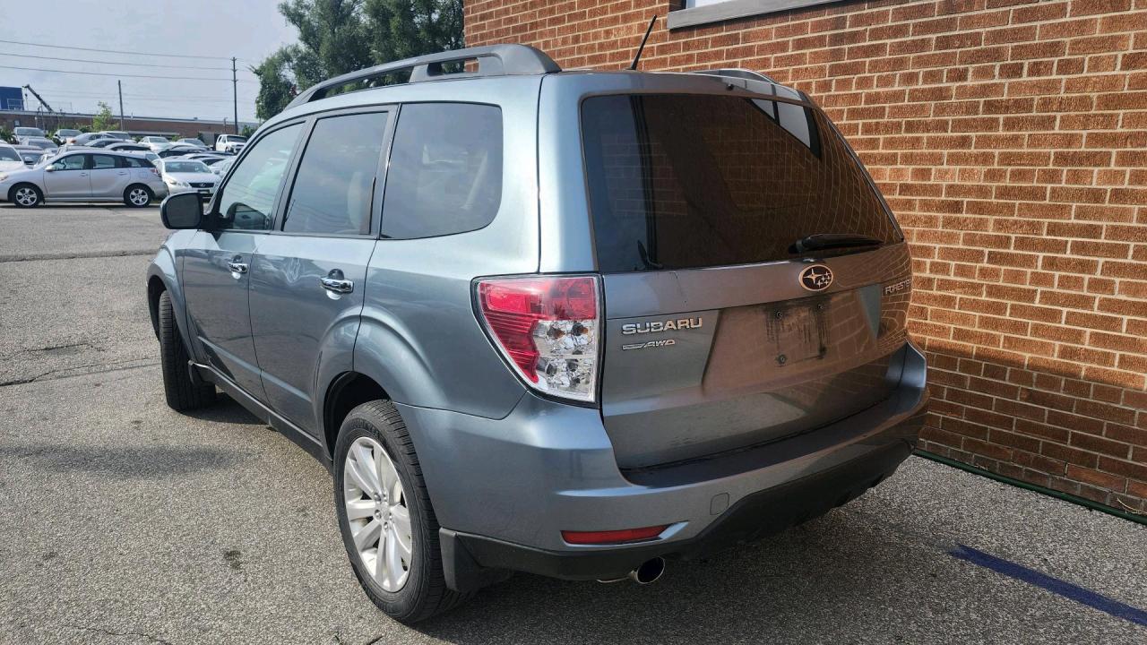 2011 Subaru Forester 5dr Wgn Auto 2.5X Limited Photo2