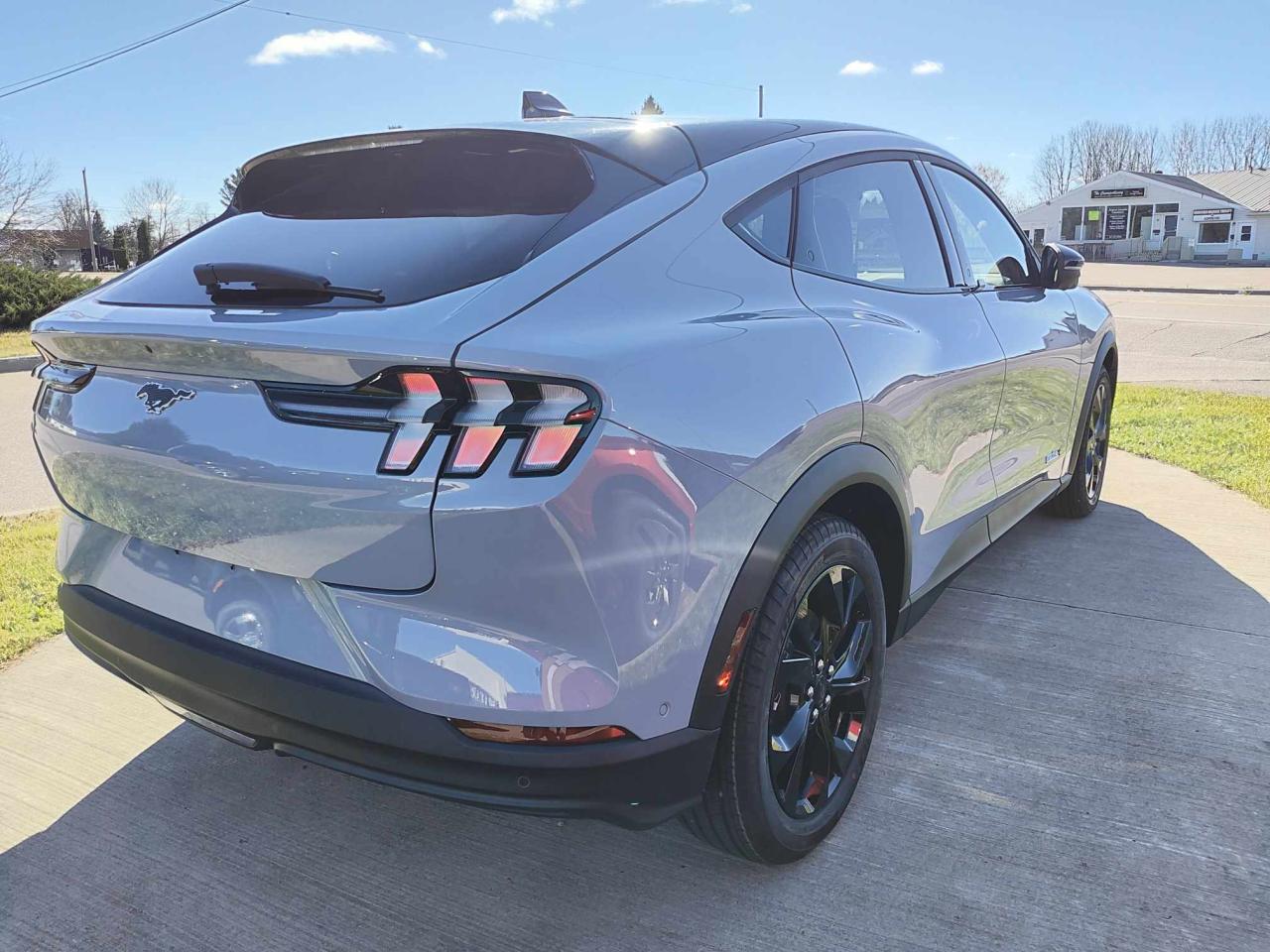 2024 Ford Mustang Mach-E SELECT