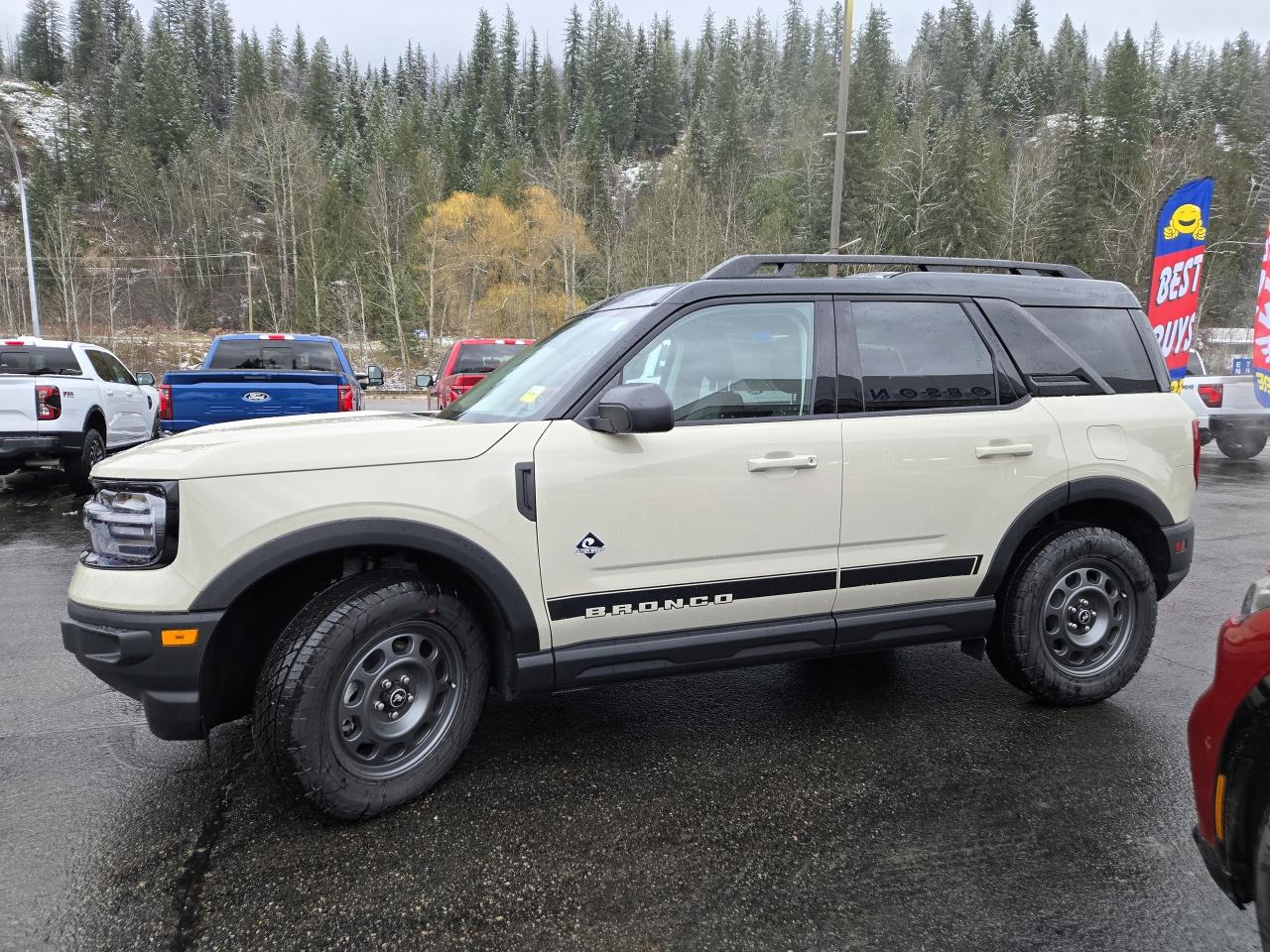 2024 Ford Bronco Sport Outer Banks Photo4