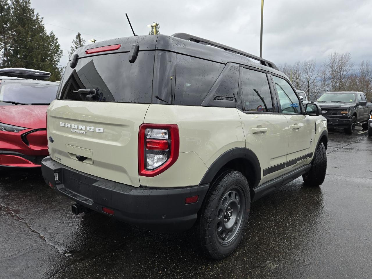 2024 Ford Bronco Sport Outer Banks Photo5