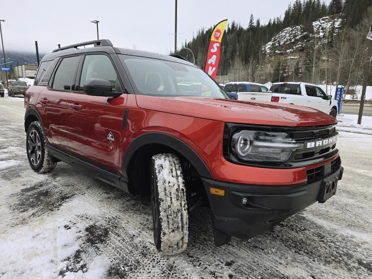 2024 Ford Bronco Sport Outer Banks Photo2