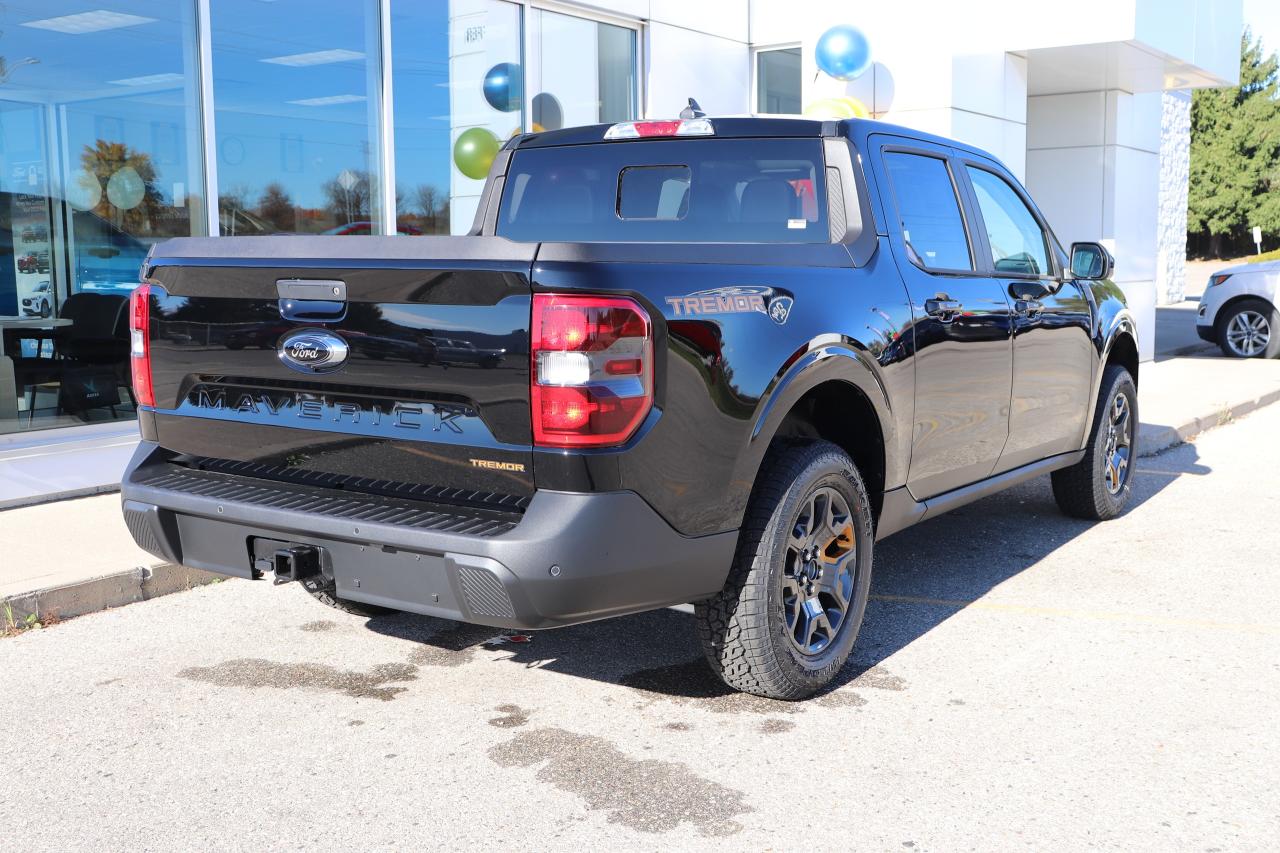 2024 Ford Maverick LARIAT ADVANCED AWD SUPERCREW Photo1